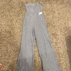 Urban outfitters size 6 black and white striped jumpsuit